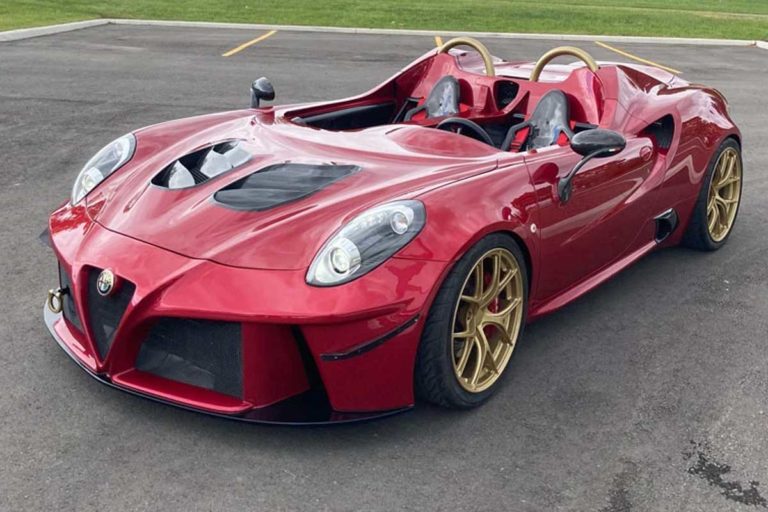 This Alfa Romeo 4C 