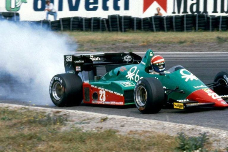 Het verhaal van de Alfa Romeo V10: een baanbrekende motor, maar ...