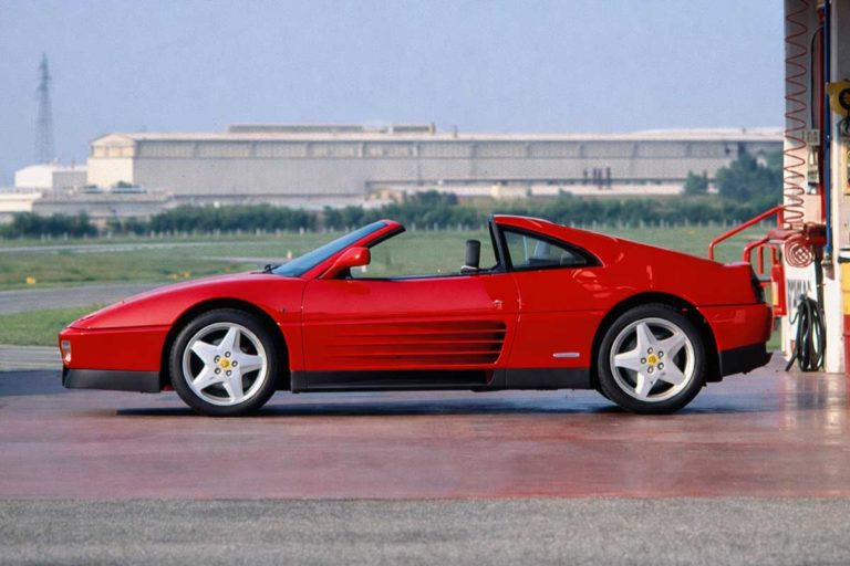 This Ferrari from the '90s, long underestimated, is increasingly sought ...