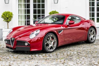 Alfa Romeo 8C