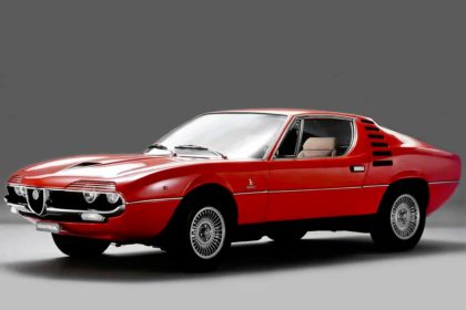 Alfa Romeo Montreal